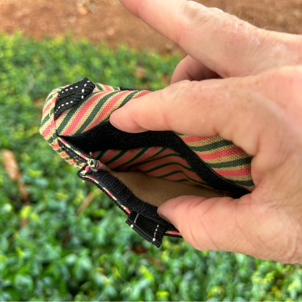 Kavu Wallet Like New !! Great Color Pattern - image 6